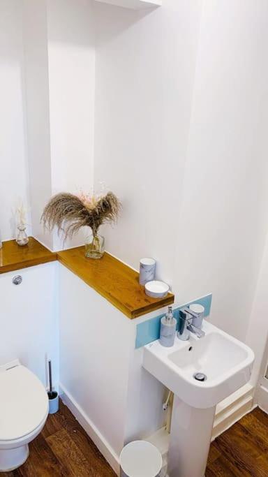 2 Bed Apartment With Free Parking Chelmsford Ngoại thất bức ảnh
